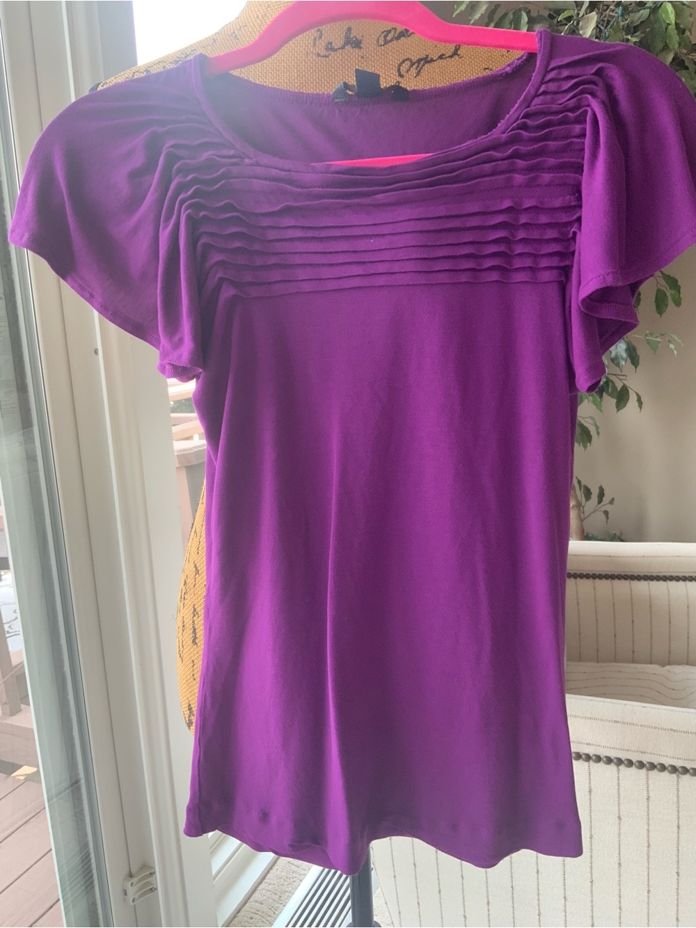 Banana Republic Purple Top Size Medium